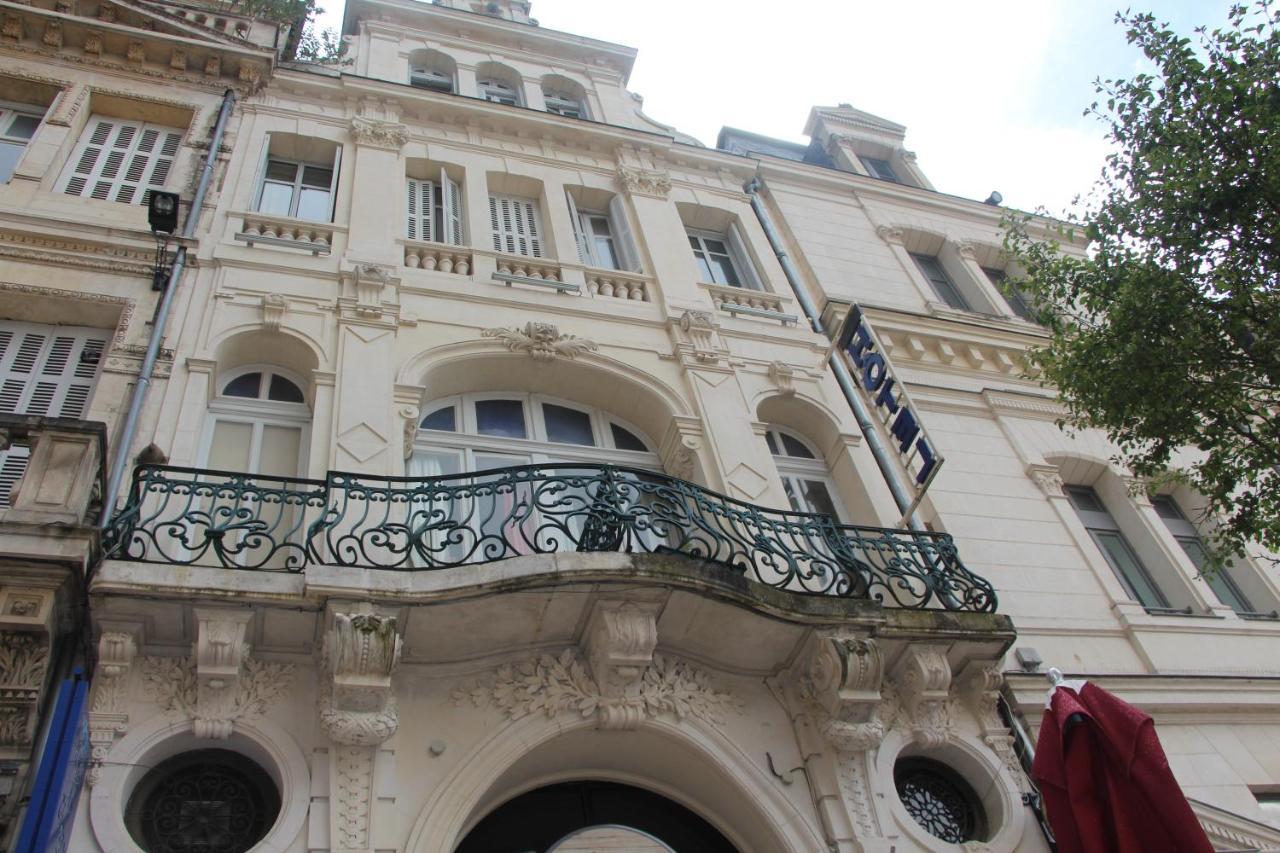 Hotel Au Chapon Fin Poitiers Eksteriør bilde