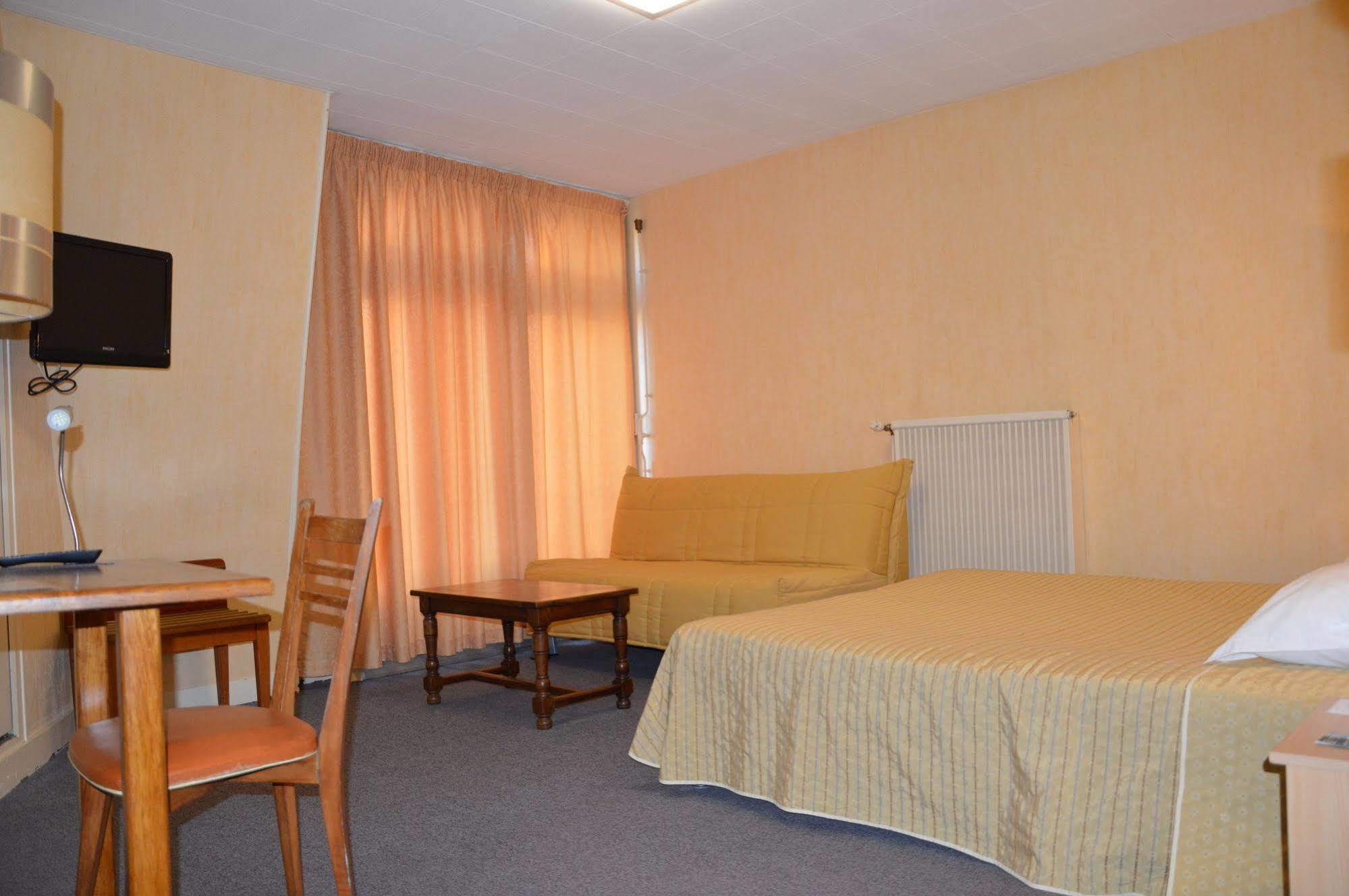 Hotel Au Chapon Fin Poitiers Eksteriør bilde