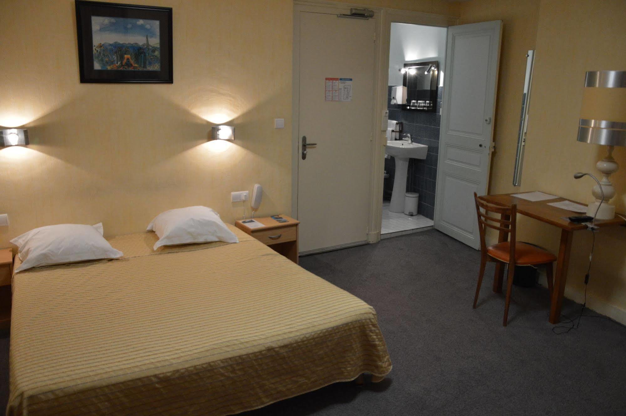 Hotel Au Chapon Fin Poitiers Eksteriør bilde